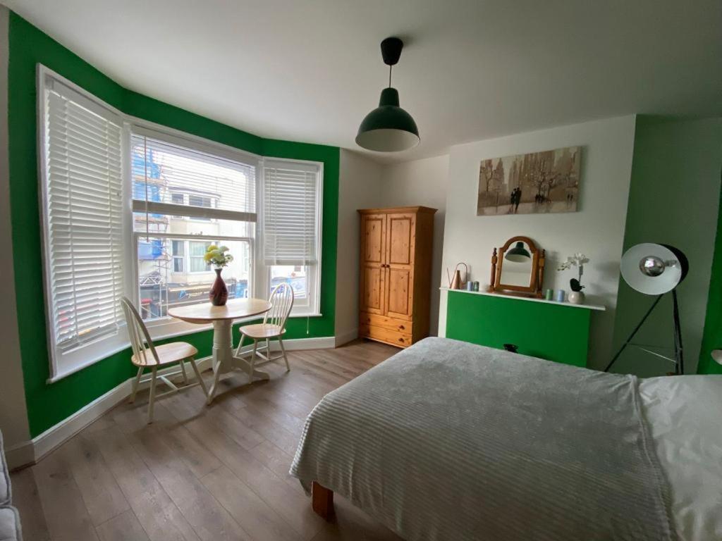 Mania Apartments Brighton Eksteriør billede
